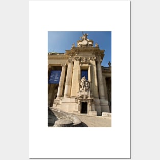 Le Grand Palais - One Entrance Detail © Posters and Art